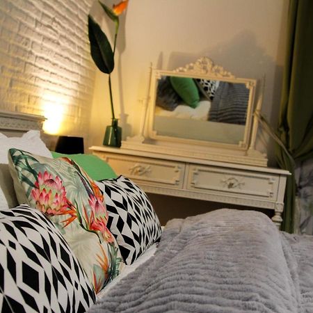 Cozy Cottage - Free Parking, Self Check-In 拉迪亚 外观 照片
