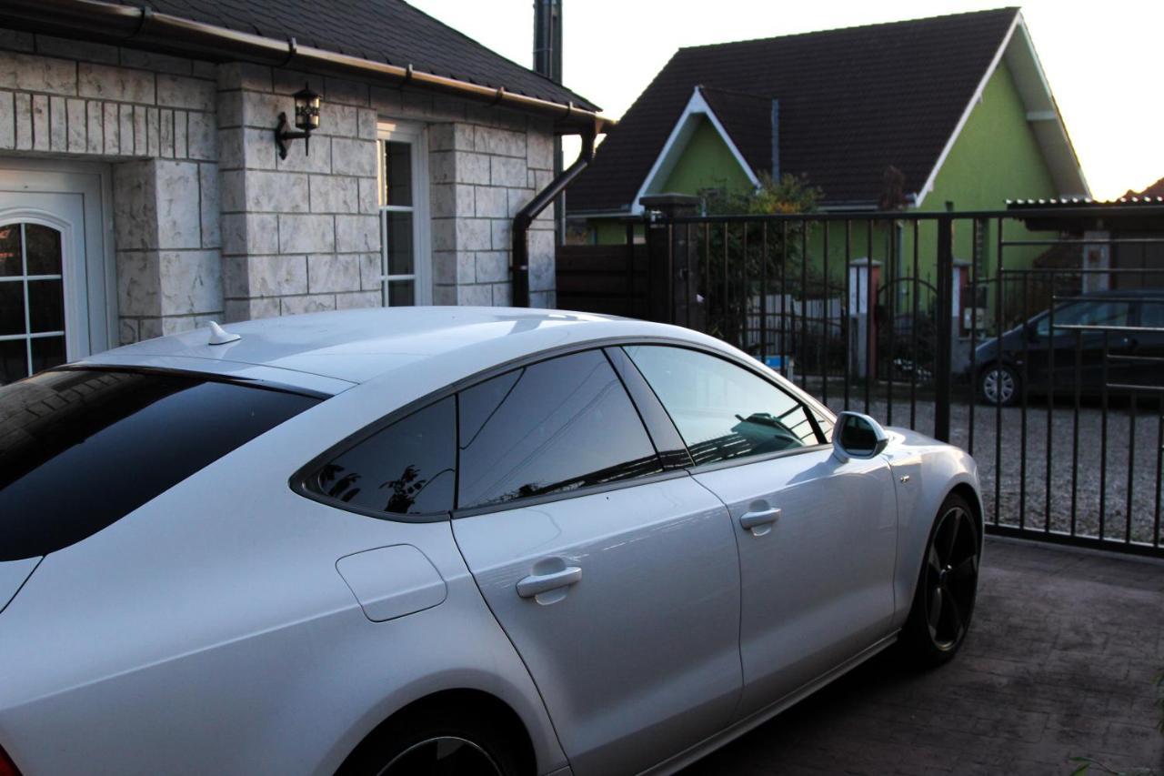 Cozy Cottage - Free Parking, Self Check-In 拉迪亚 外观 照片
